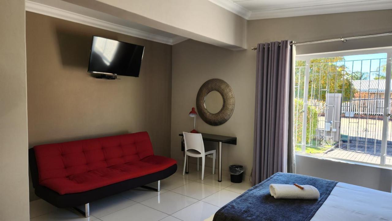 Green Kalahari Guesthouse Upington Eksteriør bilde